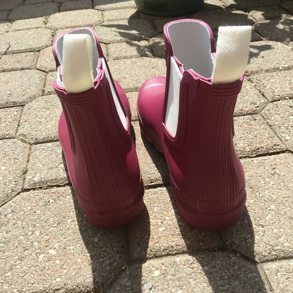 Hunter Boots (Ankle) Size 7 Deep Pink *EUC* - Picture 5 of 12
